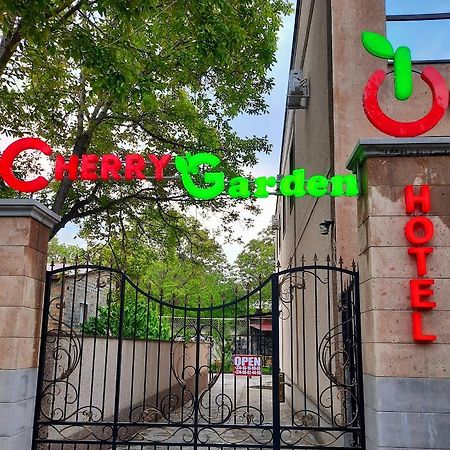Cherry Garden Boutique Hotel Yeghegnadzor Екстер'єр фото