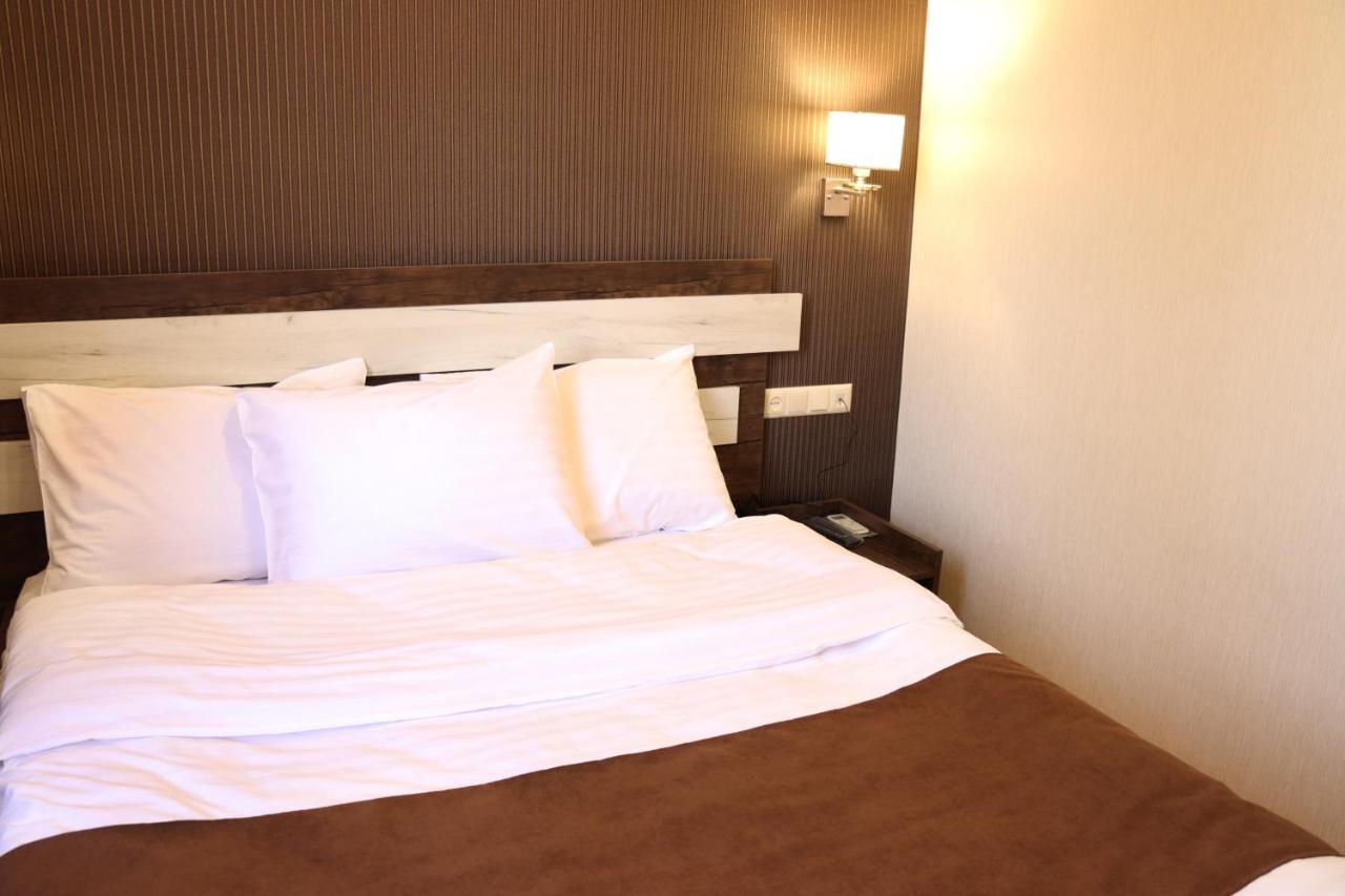 Cherry Garden Boutique Hotel Yeghegnadzor Екстер'єр фото