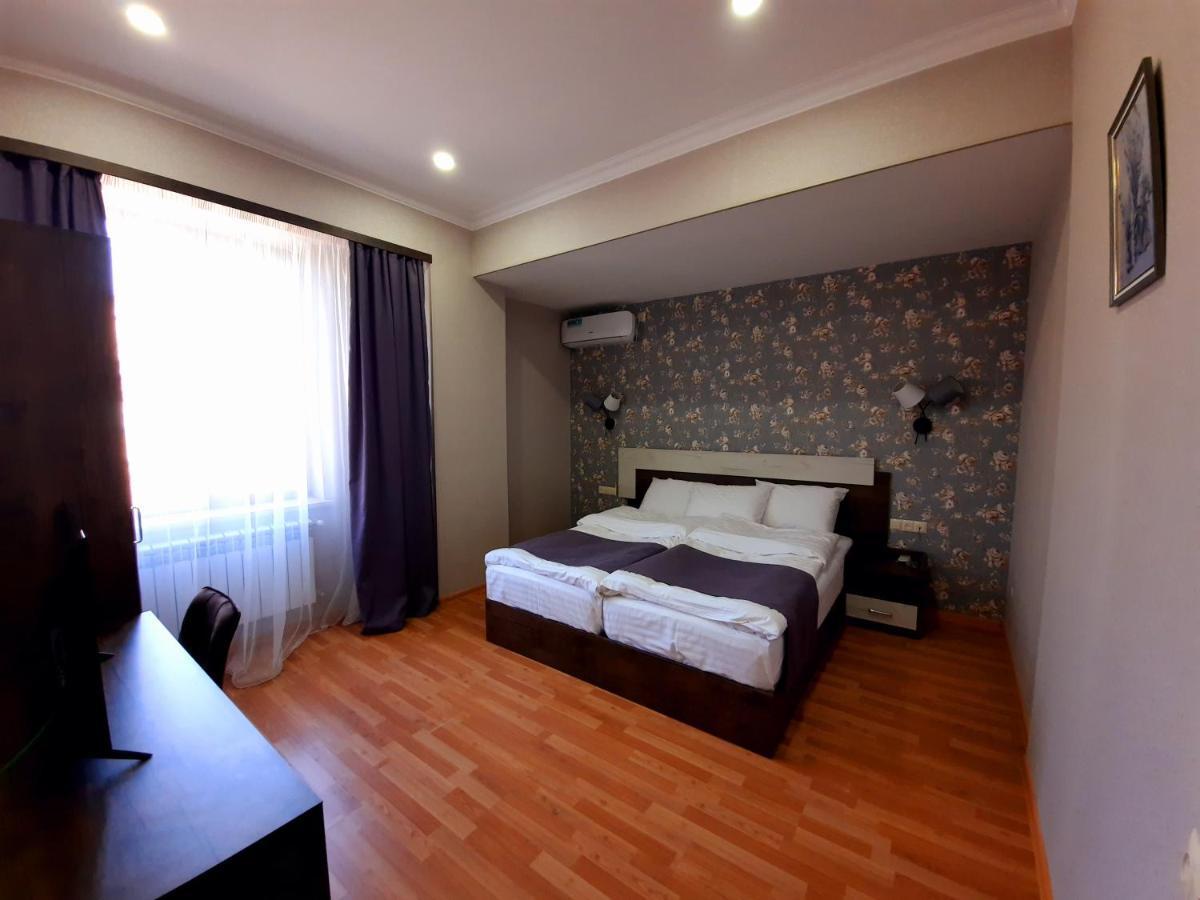 Cherry Garden Boutique Hotel Yeghegnadzor Екстер'єр фото