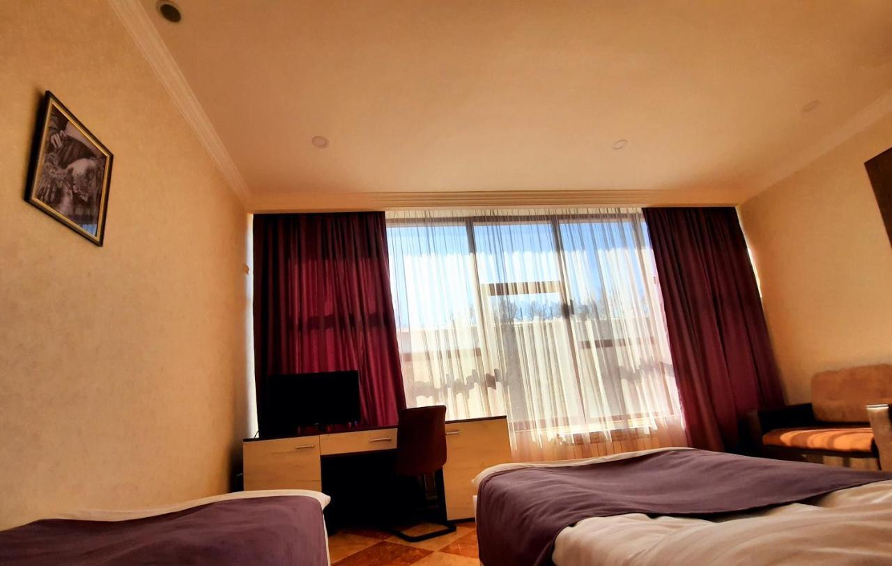 Cherry Garden Boutique Hotel Yeghegnadzor Екстер'єр фото