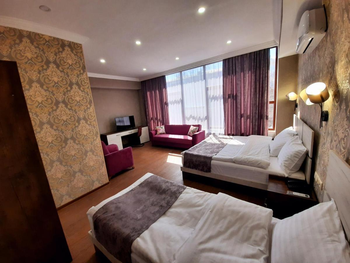 Cherry Garden Boutique Hotel Yeghegnadzor Екстер'єр фото