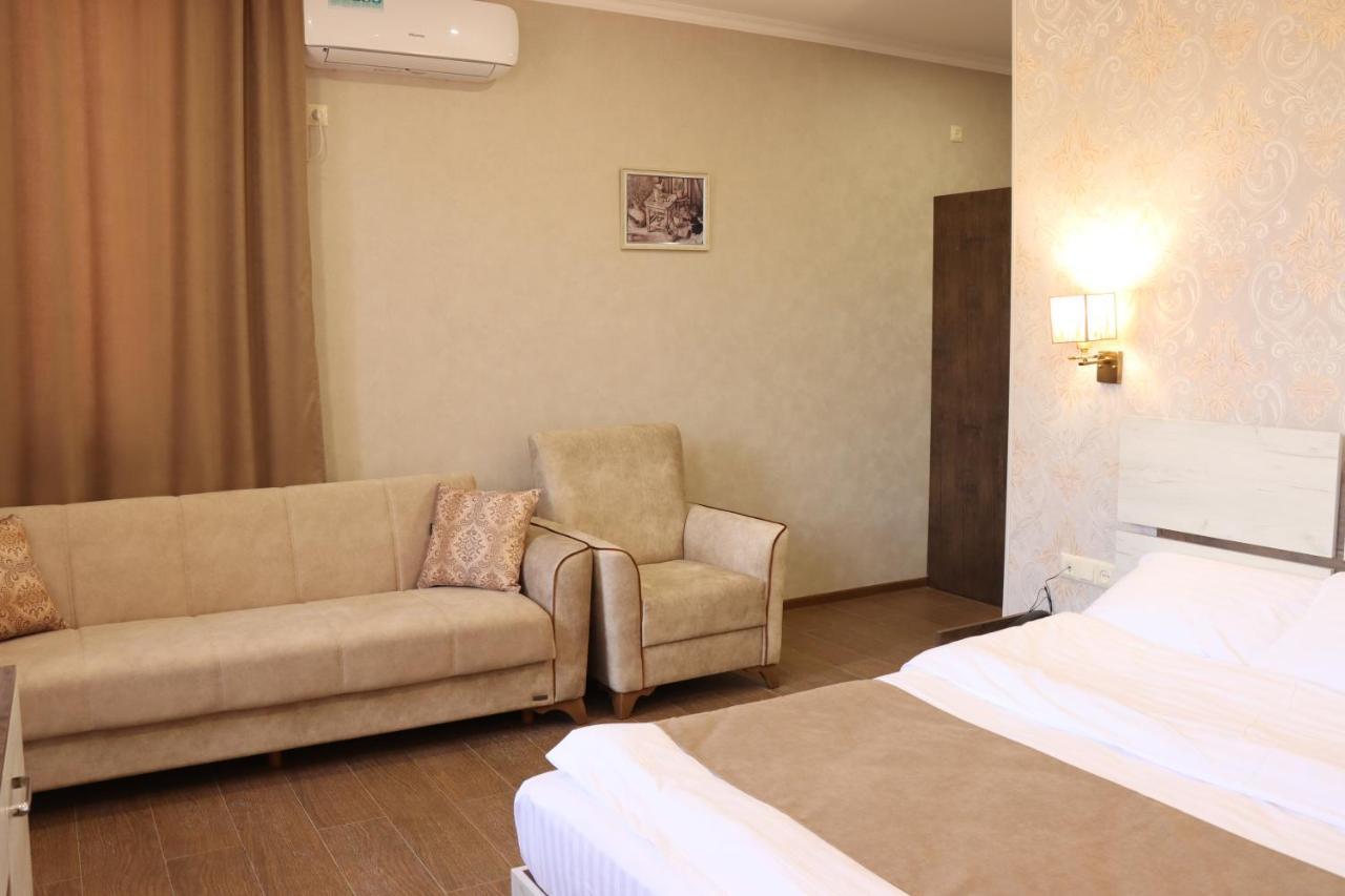 Cherry Garden Boutique Hotel Yeghegnadzor Екстер'єр фото